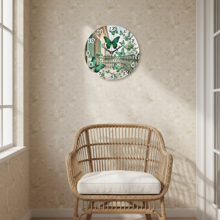 Часы настенные изумрудные бабочки с-008