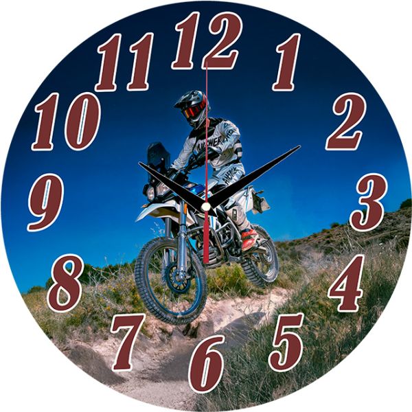 Часы настенные Летящий байкер с-148